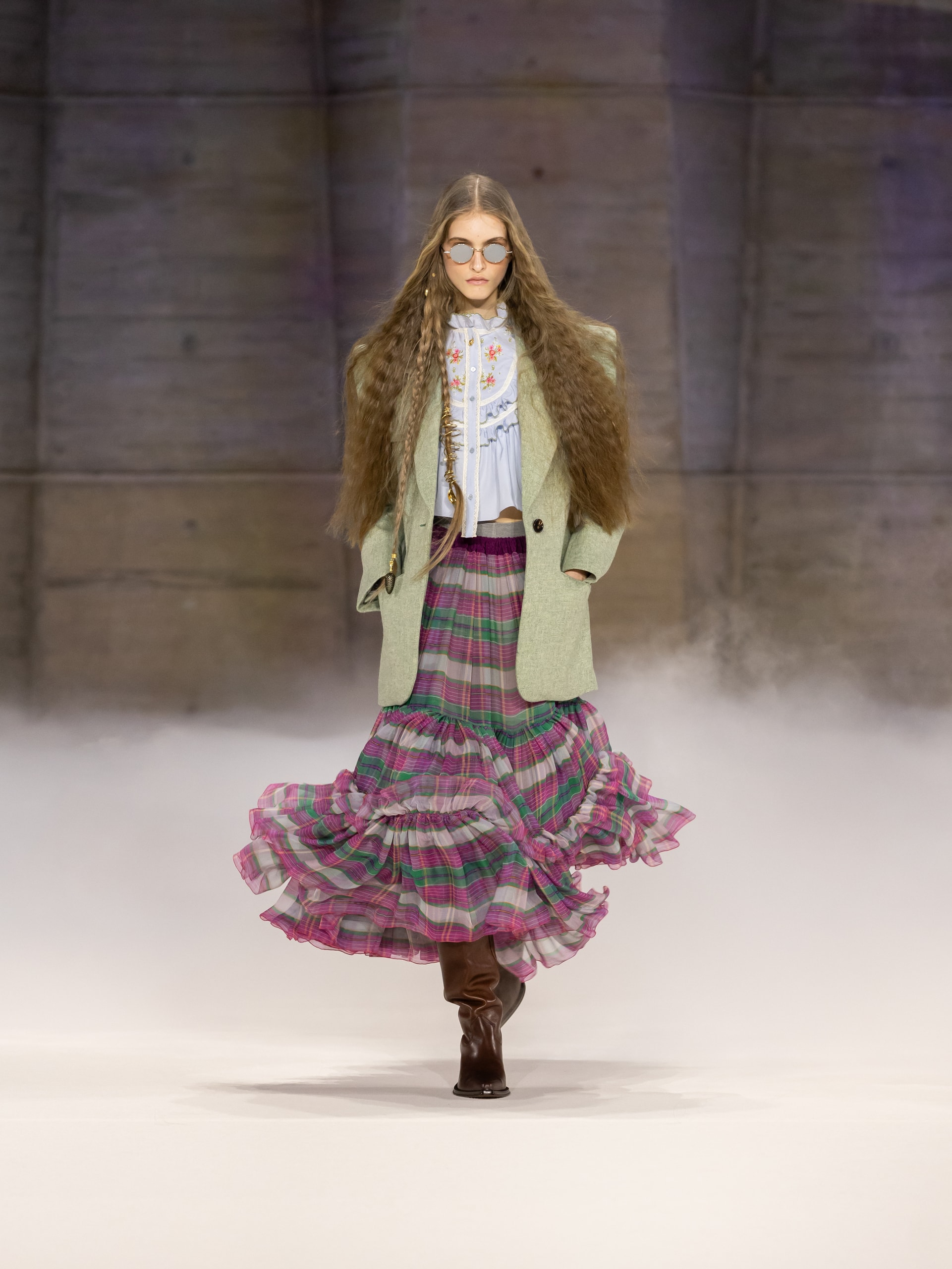 DAM_BGRD_0002 image number 0