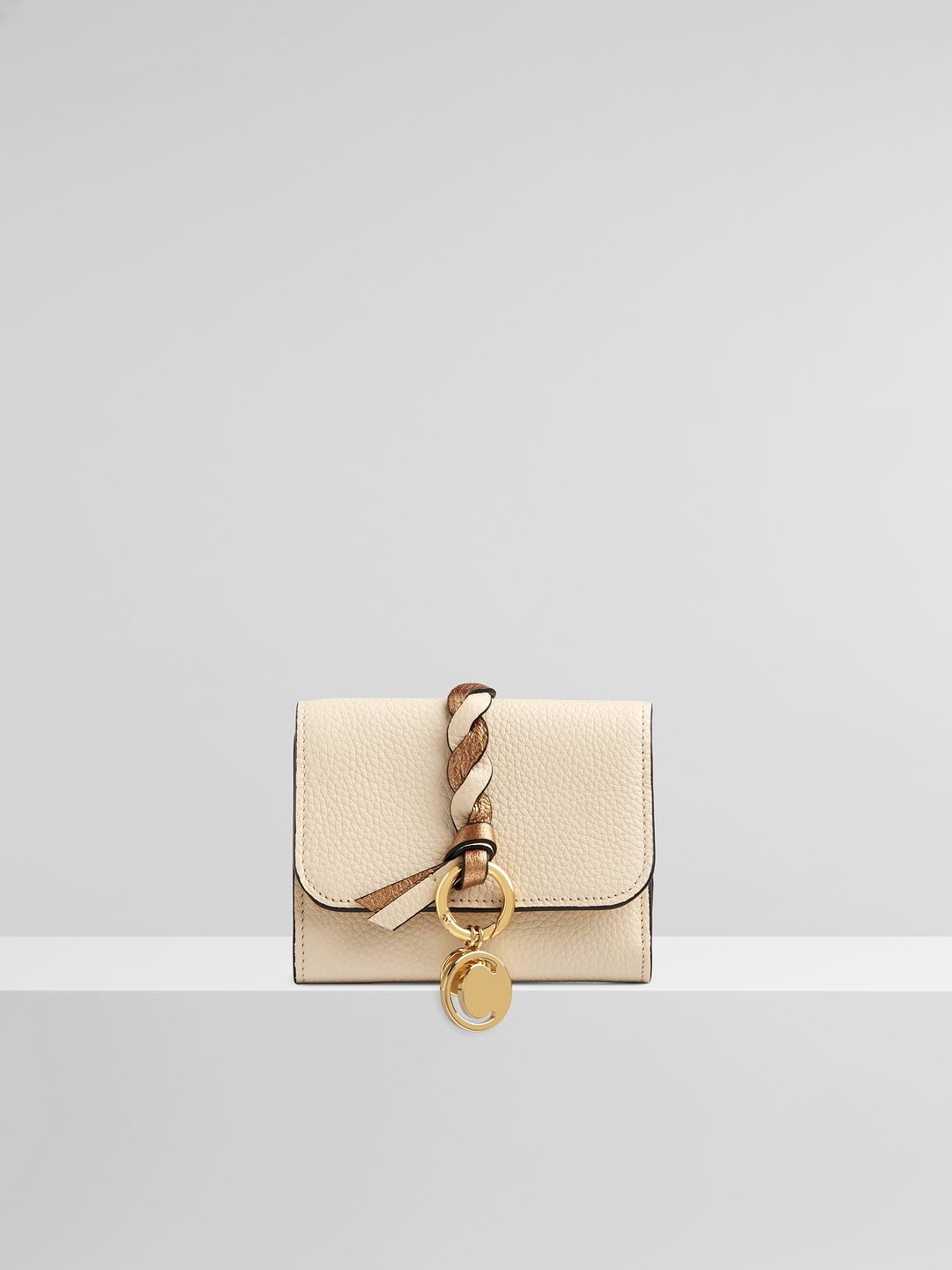 Chloé 「Alphabet」スモールトリフォールド | Chloé JP