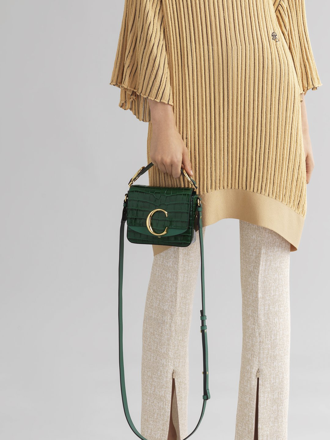 Chloé 「Chloé C」ミニバッグ | Chloé JP