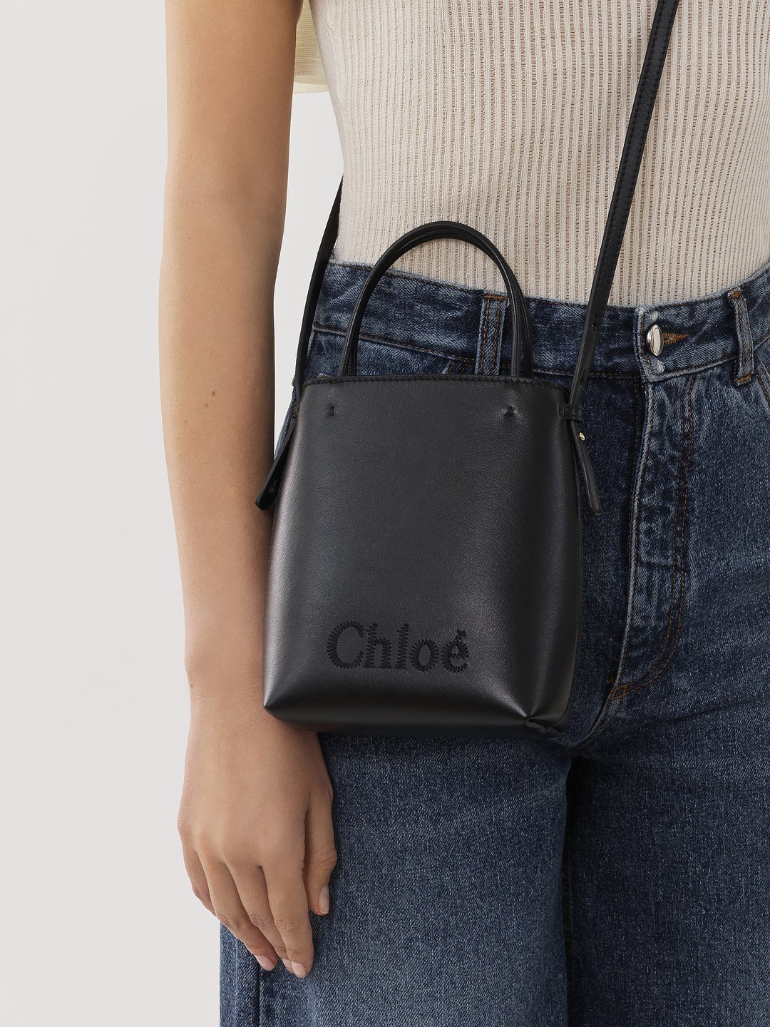 “Chloé Sense”マイクロトートバッグ